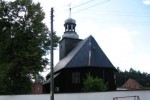 Nowa Wioska. Barokowy kościół drewniany z 1670r. z charakterystyczną dzwonnicą (fot. Piotr Kułak)